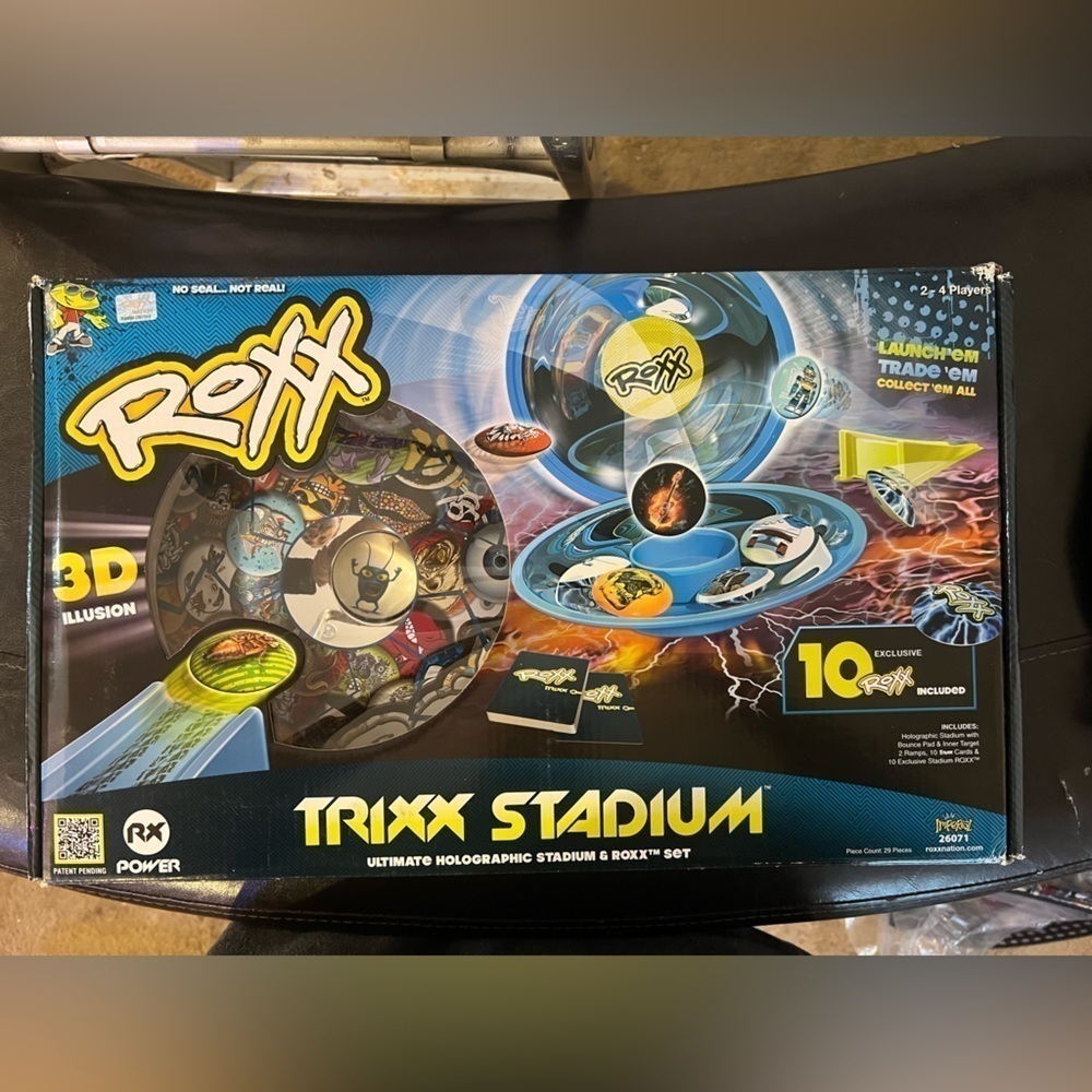 3d Illusion Ultimate Holographic Trixx Stadium Roxx Set 26071 Imperial Toy 2012